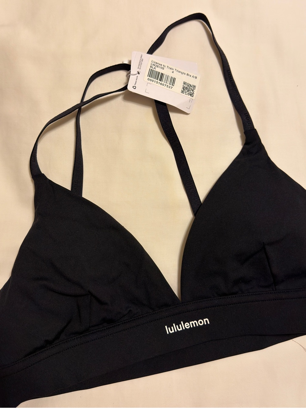 NWT lululemon License to Train Triangle Bra 4